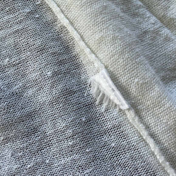 Saint Tropez West Linen Sleeveless Cardigan - Picture 4 of 4